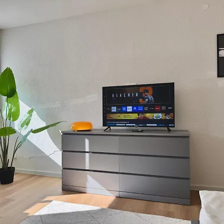Gemuetliches Dach-apartment In Der Stadt - Adam - Apartment *